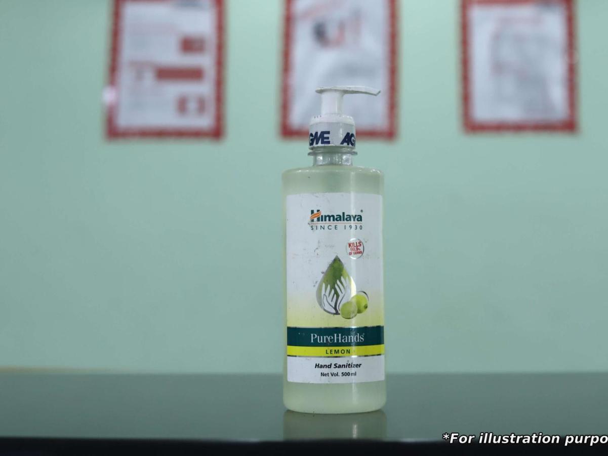 Oyo Flagship 70264 Hotel Vrindavan Mangvadi Bagian luar foto